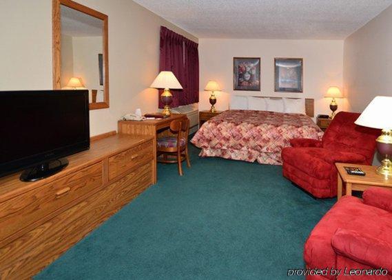 Econo Lodge *